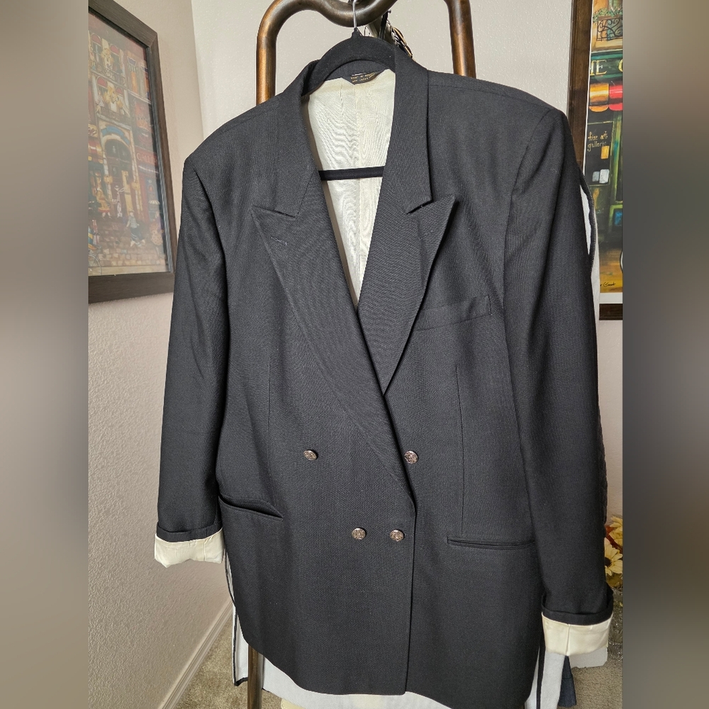 Oscar de la Renta Charcoal Double-Breasted Blazer See Measurements